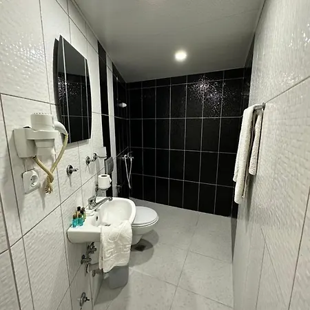 Queen Otel